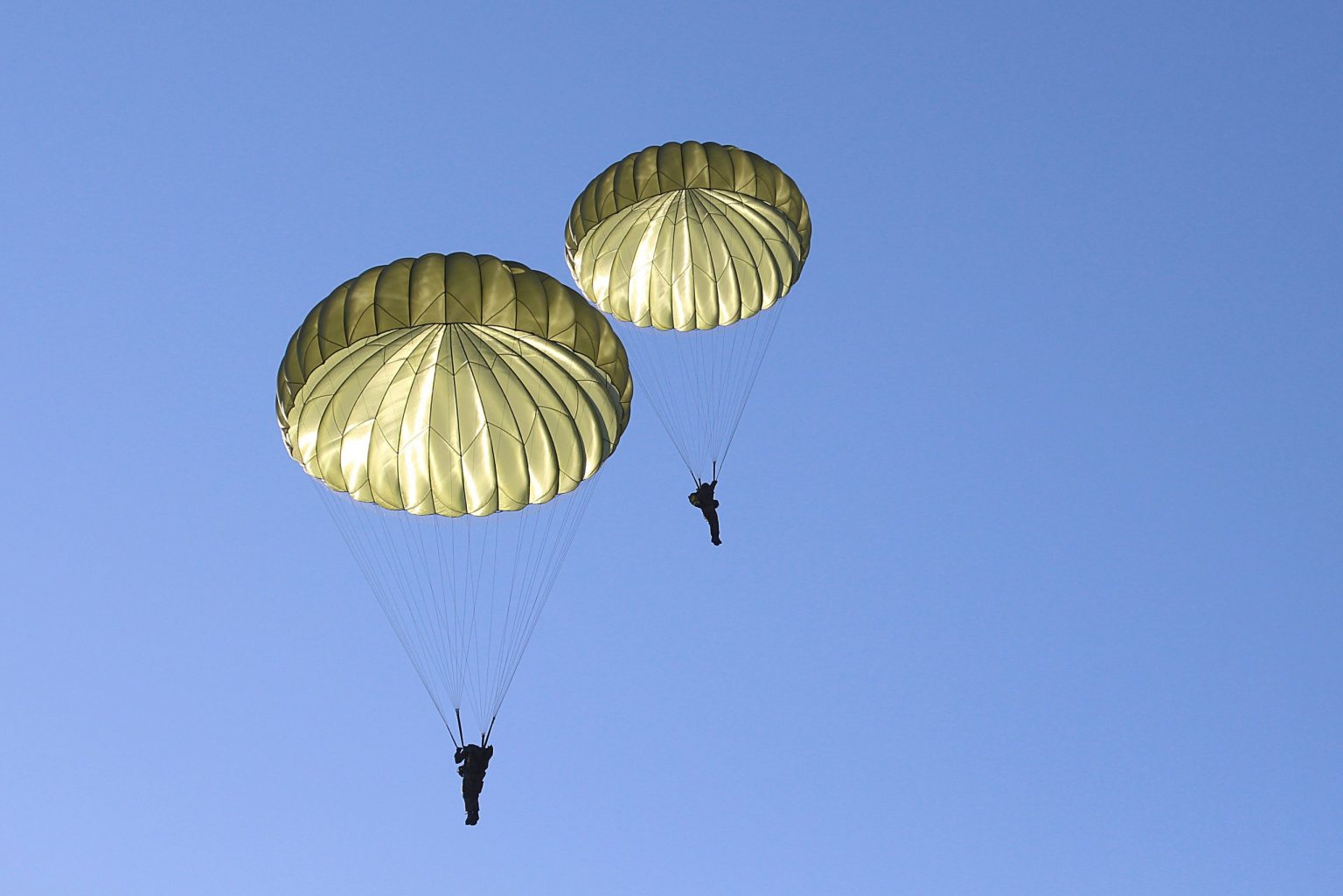 G-12 medium-capacity cargo parachute canopy